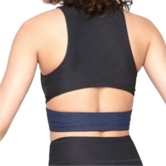 Outdoor‎ Voices Slashback Top - Picture 2 of 5